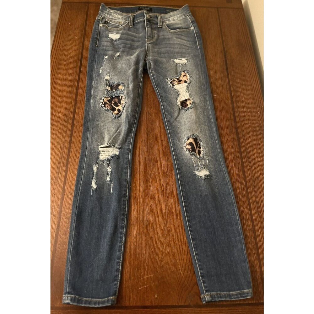 Judy Blue Jeans Women's Size 3x26 Skinny Fit Cheetah Print Animal Distressed
